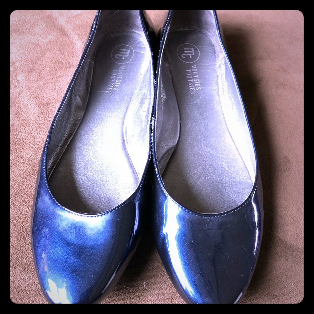 SZ 8 metallic navy ballerina flats